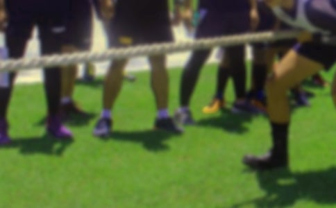 拔河比赛的朋友圈说说