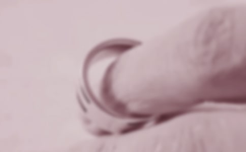 想离婚舍不得小孩的说说