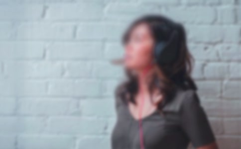 女人压抑憋屈的心情说说