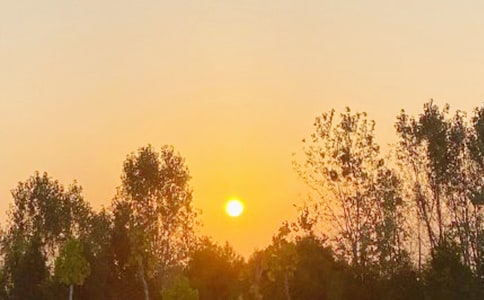 第一次看日出的说说