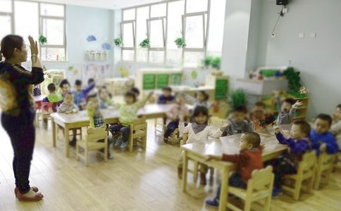 幼儿园大班语言诗歌教案